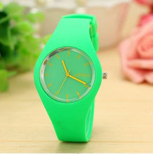 Load image into Gallery viewer, Women Cream Color Watch